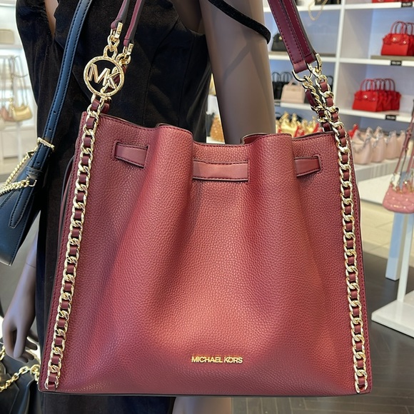 MICHAEL KORS
Mina Large Chain Shoulder Tote Bag
Dark Cherry 
NWT - Picture 16 of 16